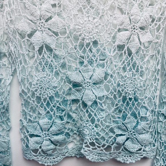 Chadwicks Women's Ombré Floral Lace Top - White and Blue - Picture 5 of 8